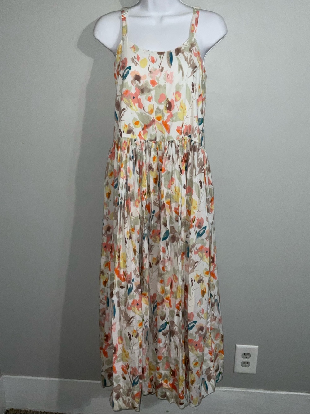 Sweet Magnolia Floral Spaghetti-Strap Maxi Dress with Gathered Waist Large